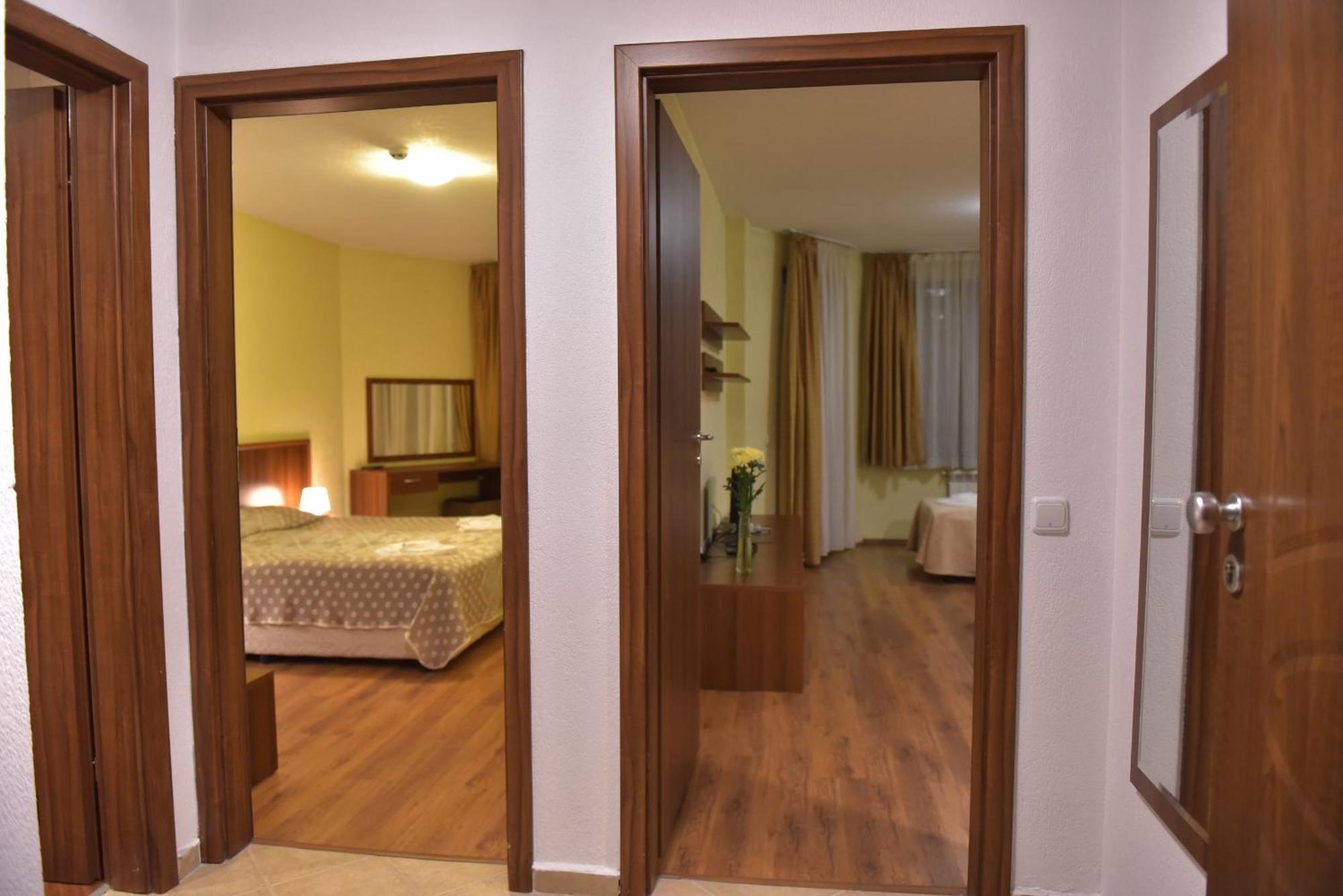 Apart Hotel Comfort Bansko Exterior photo